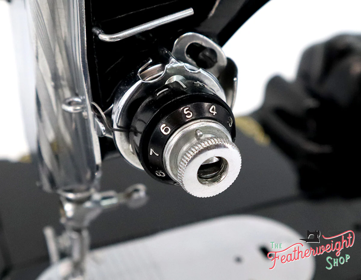 Singer Featherweight 222K Sewing Machine, RED "S" ES165*** - Image 14