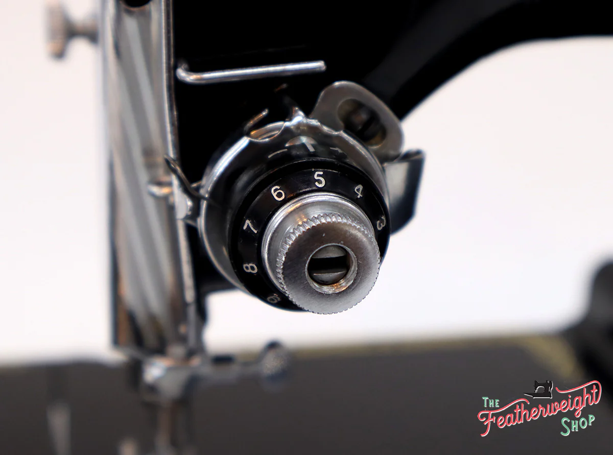 Singer Featherweight 222K Sewing Machine, RED "S" ES167*** - Image 17