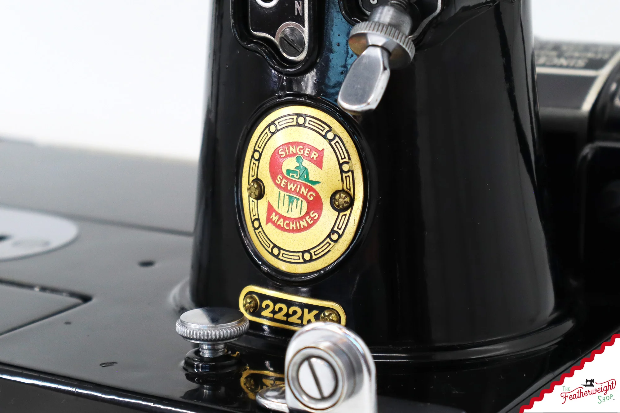 Singer Featherweight 222K Sewing Machine, Red 'S' - ES1670** - 1960 - Image 3