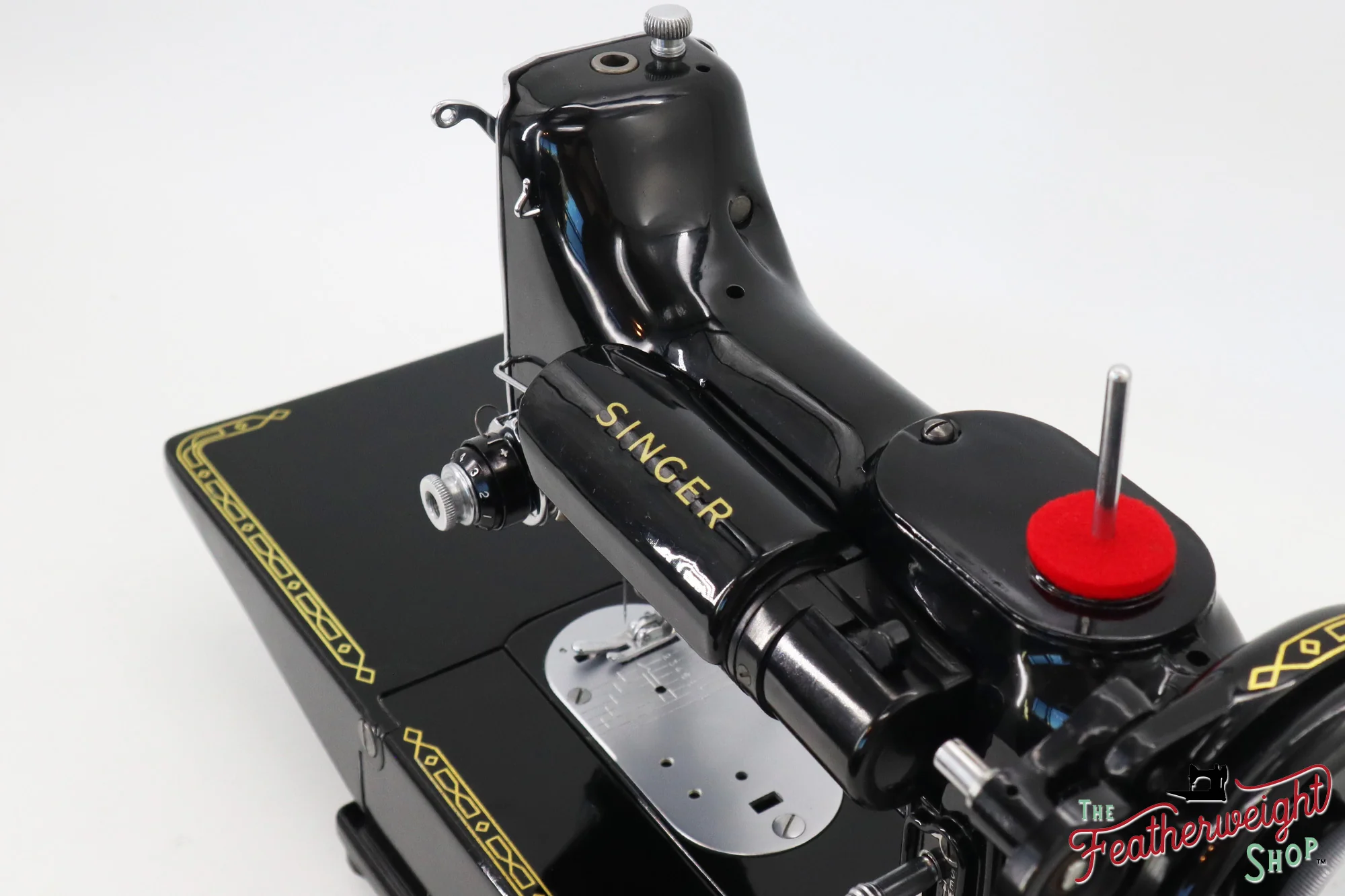 Singer Featherweight 222K Sewing Machine, Red 'S' - ES353*** - 1961 - Image 13