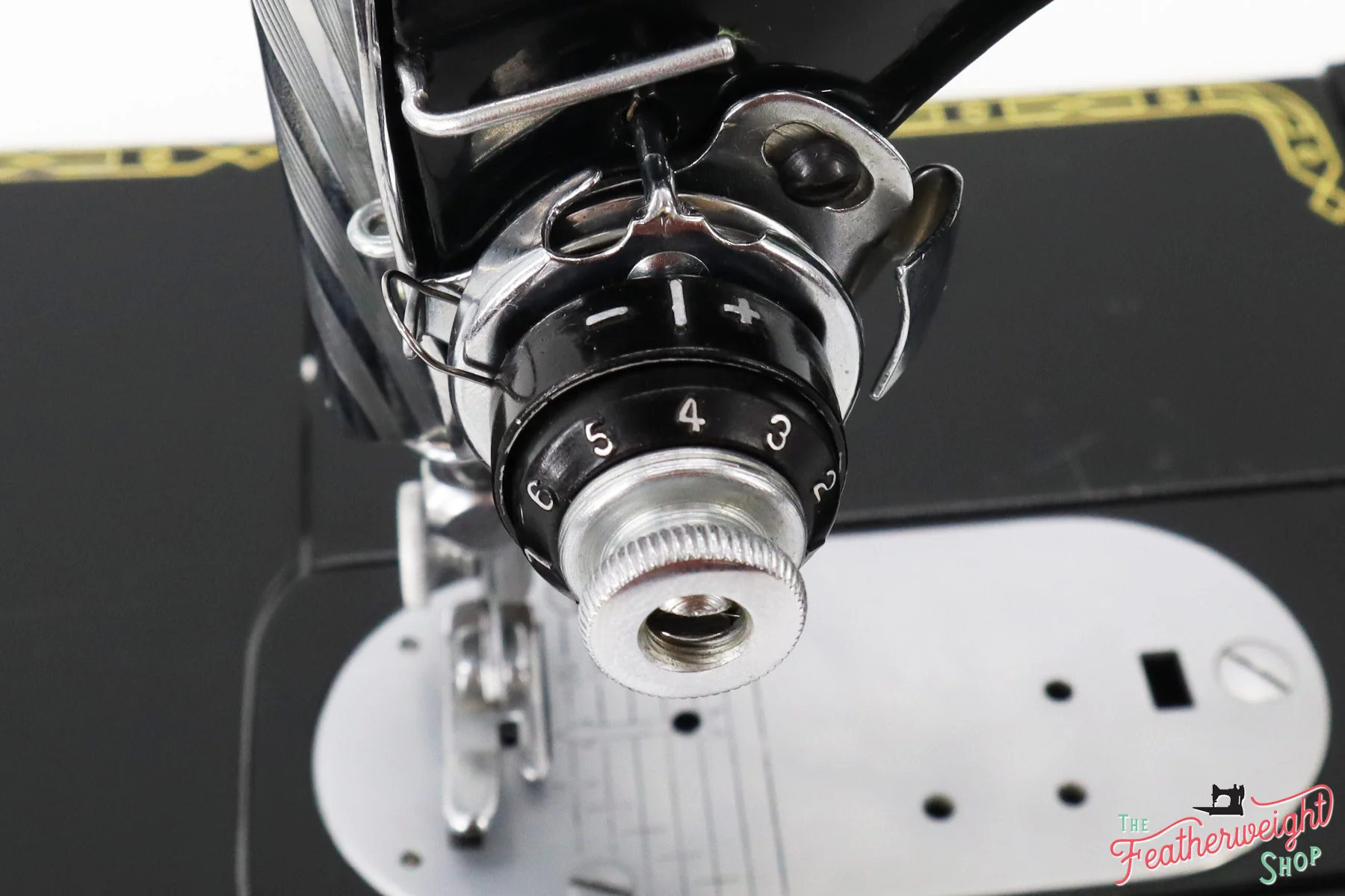 Singer Featherweight 222K Sewing Machine, RED "S" ES355*** - Image 19