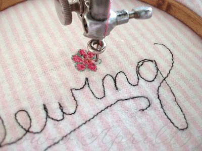 Singer Featherweight Embroidery & Darning Foot (Vintage Original) - Image 6