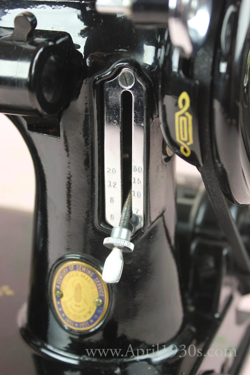 Singer Featherweight 221 Sewing Machine, French Centennial EG964*** - Image 13