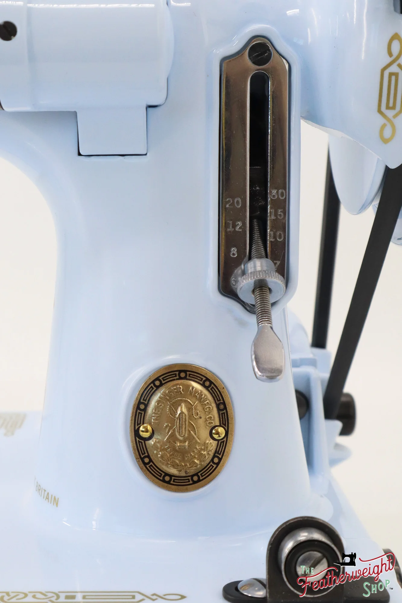 Singer Featherweight Swedish 221K EH138*** - Fully Restored in Cinderella Blue - Image 11