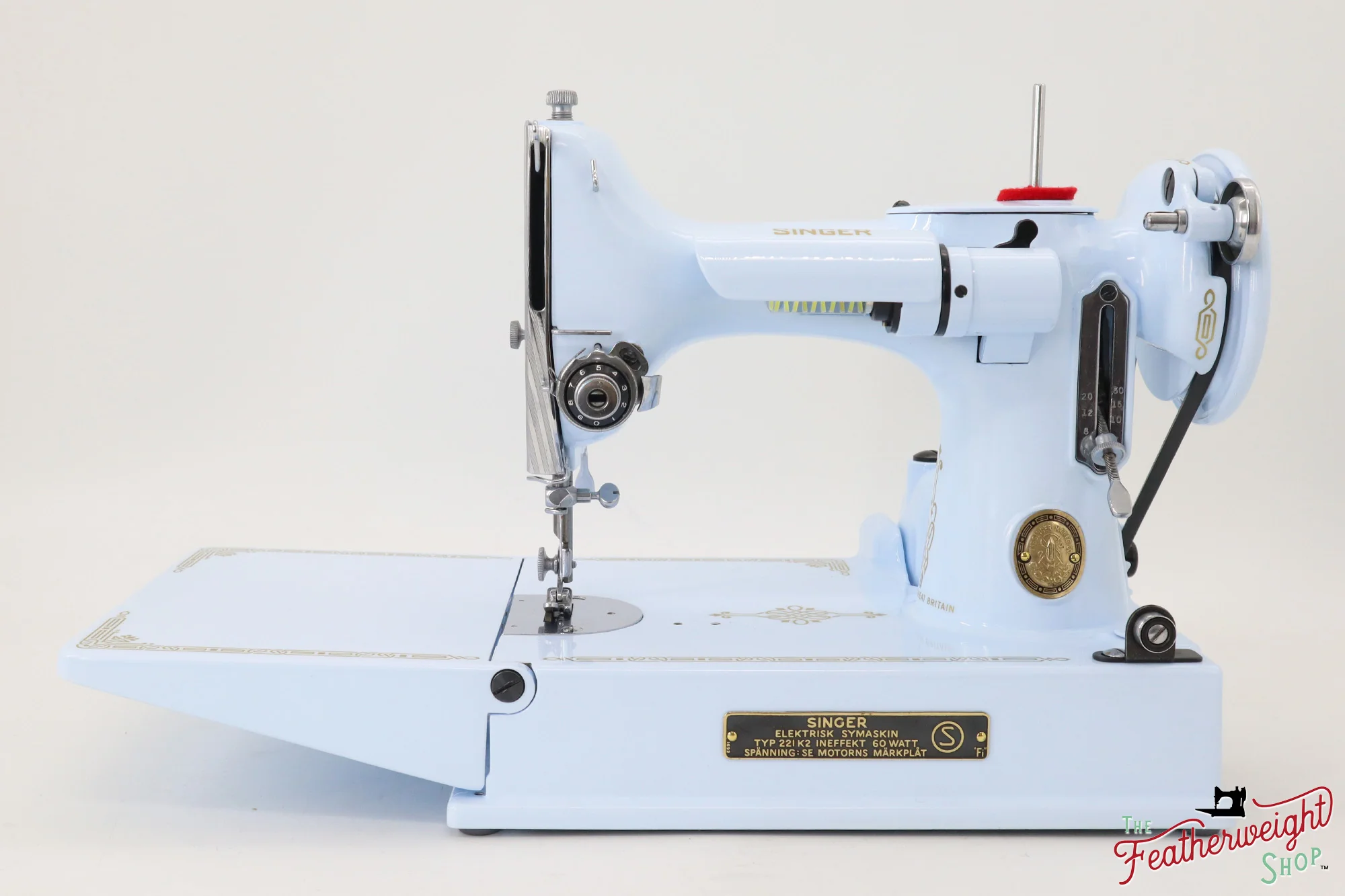 Singer Featherweight Swedish 221K EH138*** - Fully Restored in Cinderella Blue - Image 4