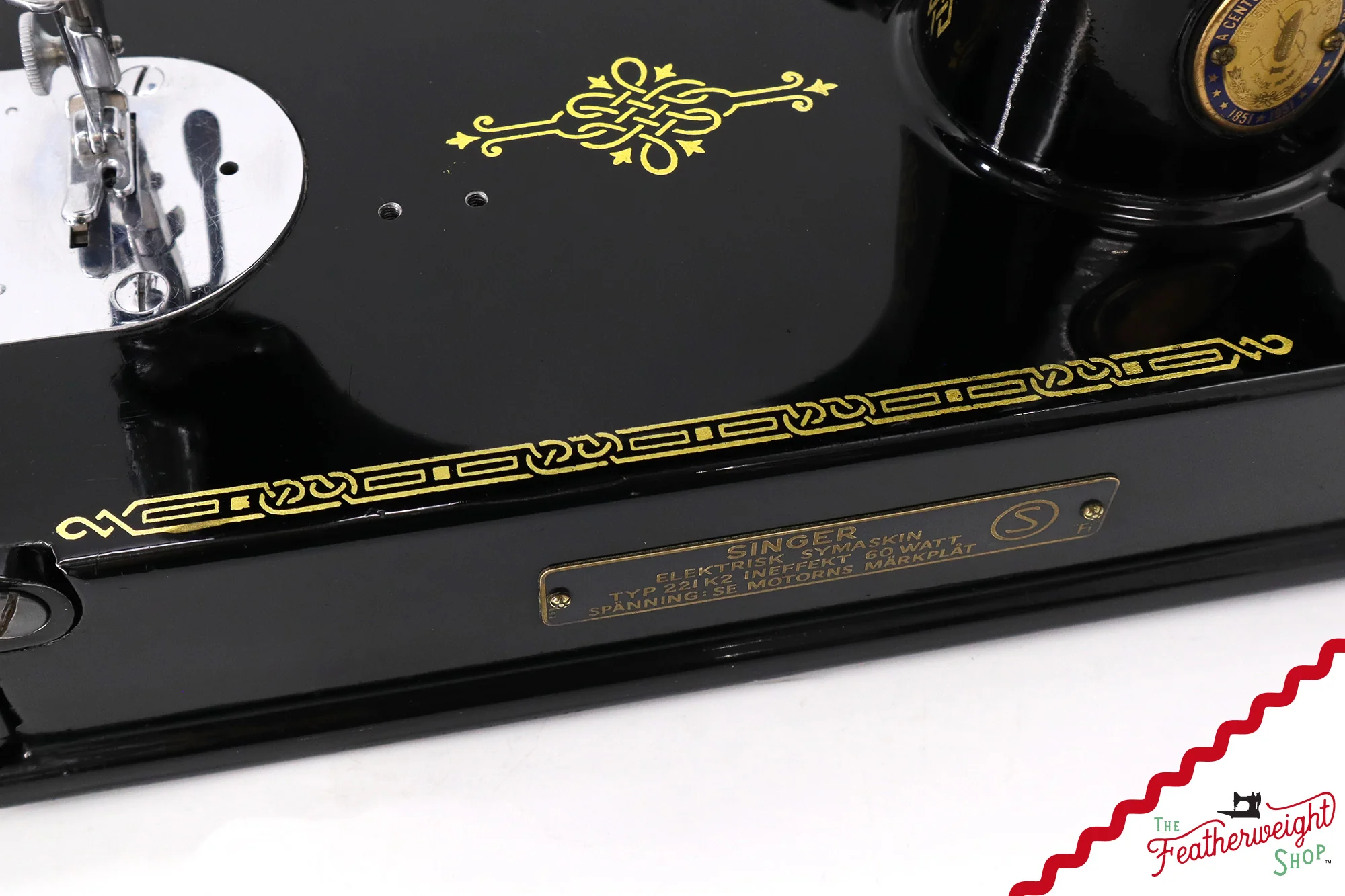Singer Featherweight Swedish 221K Sewing Machine, Centennial - EG959*** - Image 8