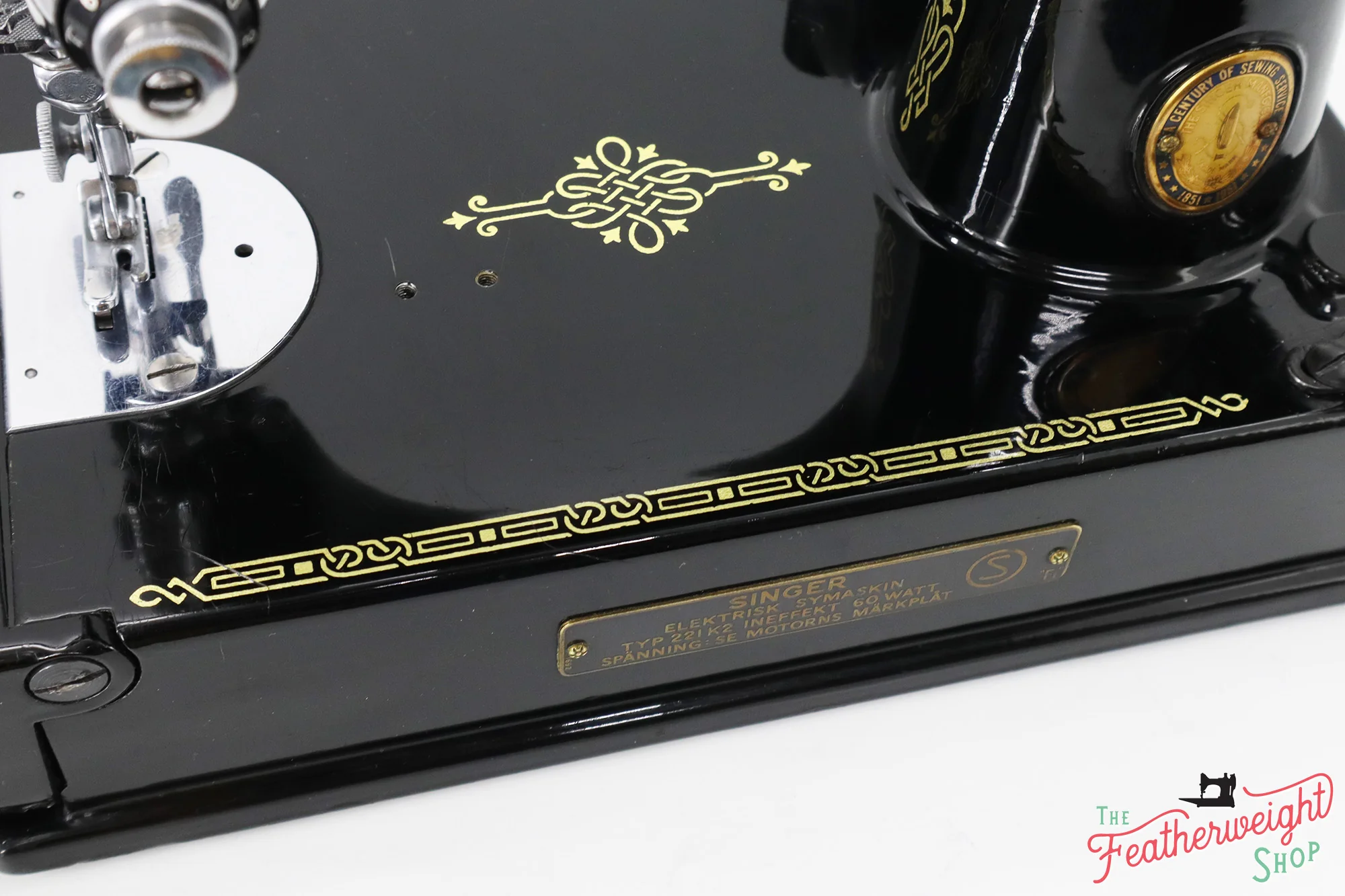 Singer Featherweight Swedish 221K Sewing Machine, Centennial, EH008*** - Image 13