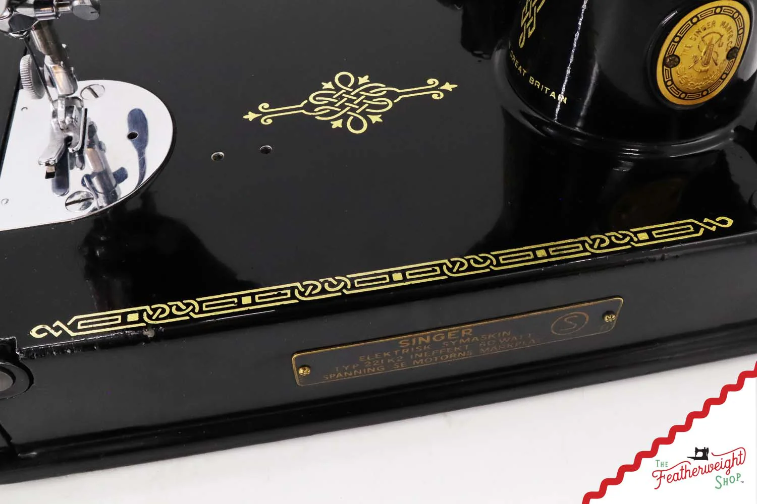 Singer Featherweight Swedish 221K Sewing Machine, EH0011** - Image 9