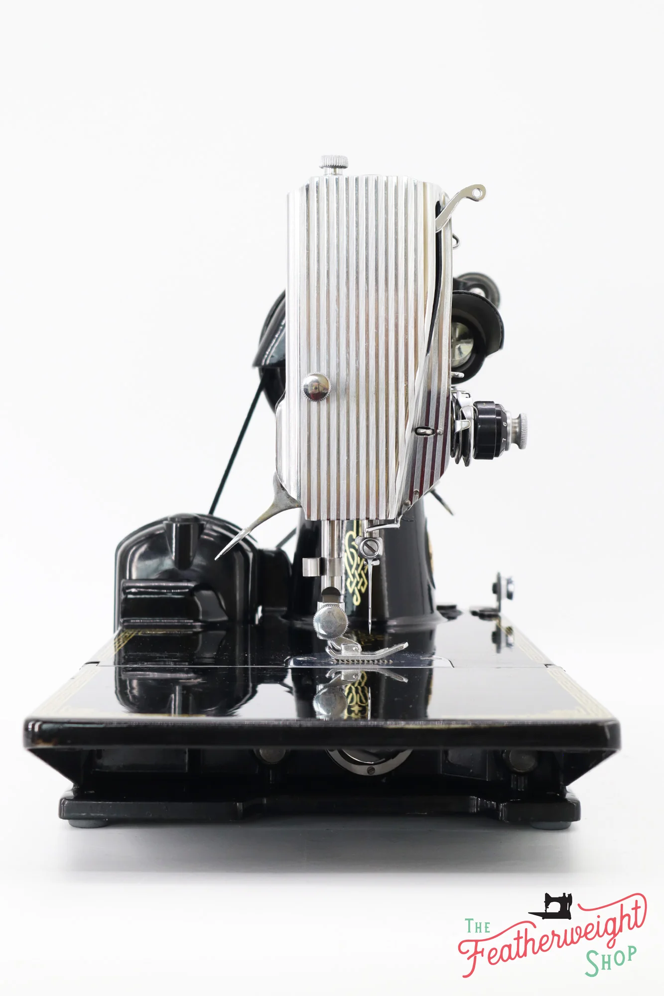 Singer Featherweight Swedish 221K Sewing Machine, EH003*** - Image 4