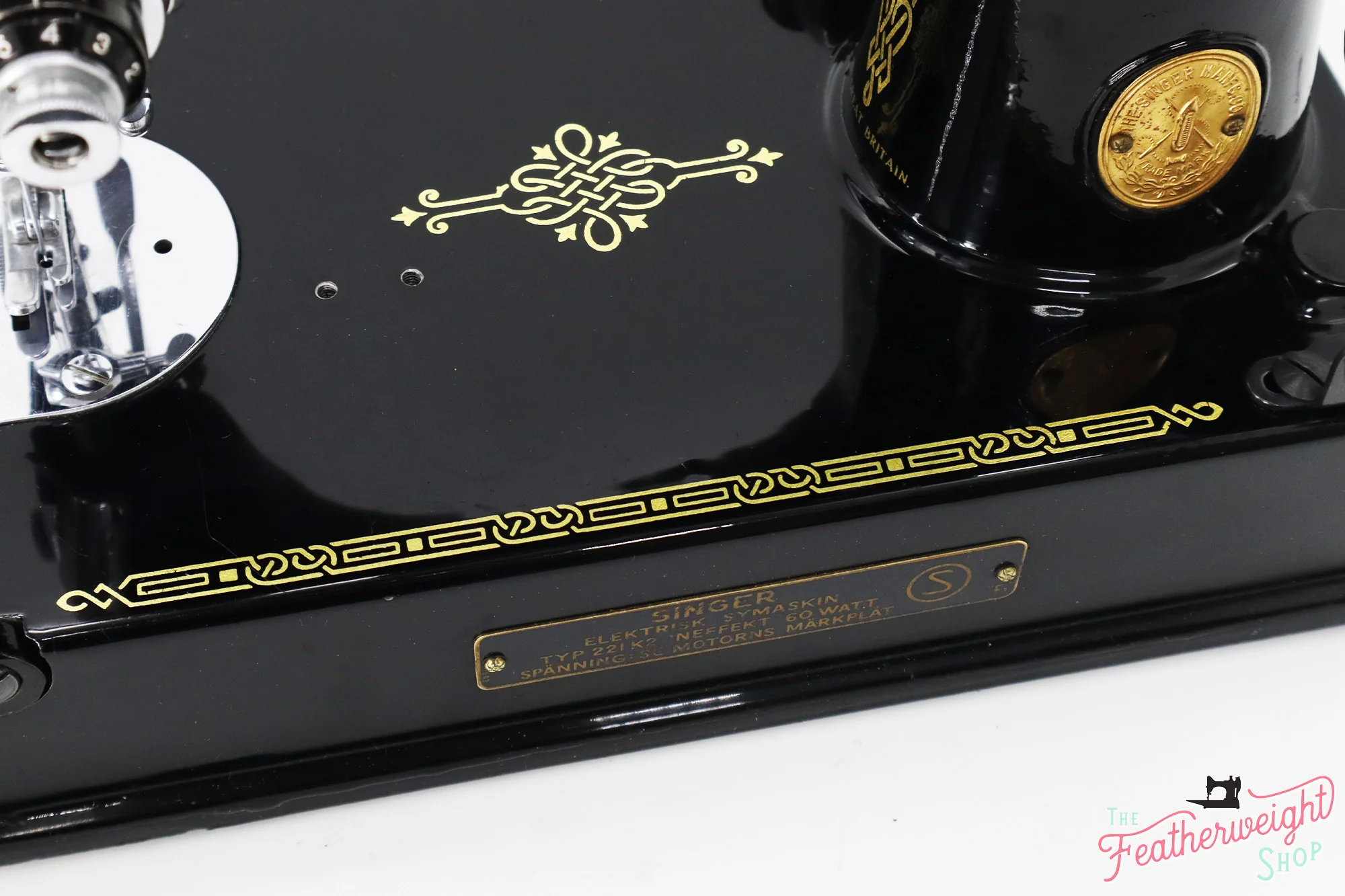 Singer Featherweight Swedish 221K Sewing Machine, EH005*** - Image 11