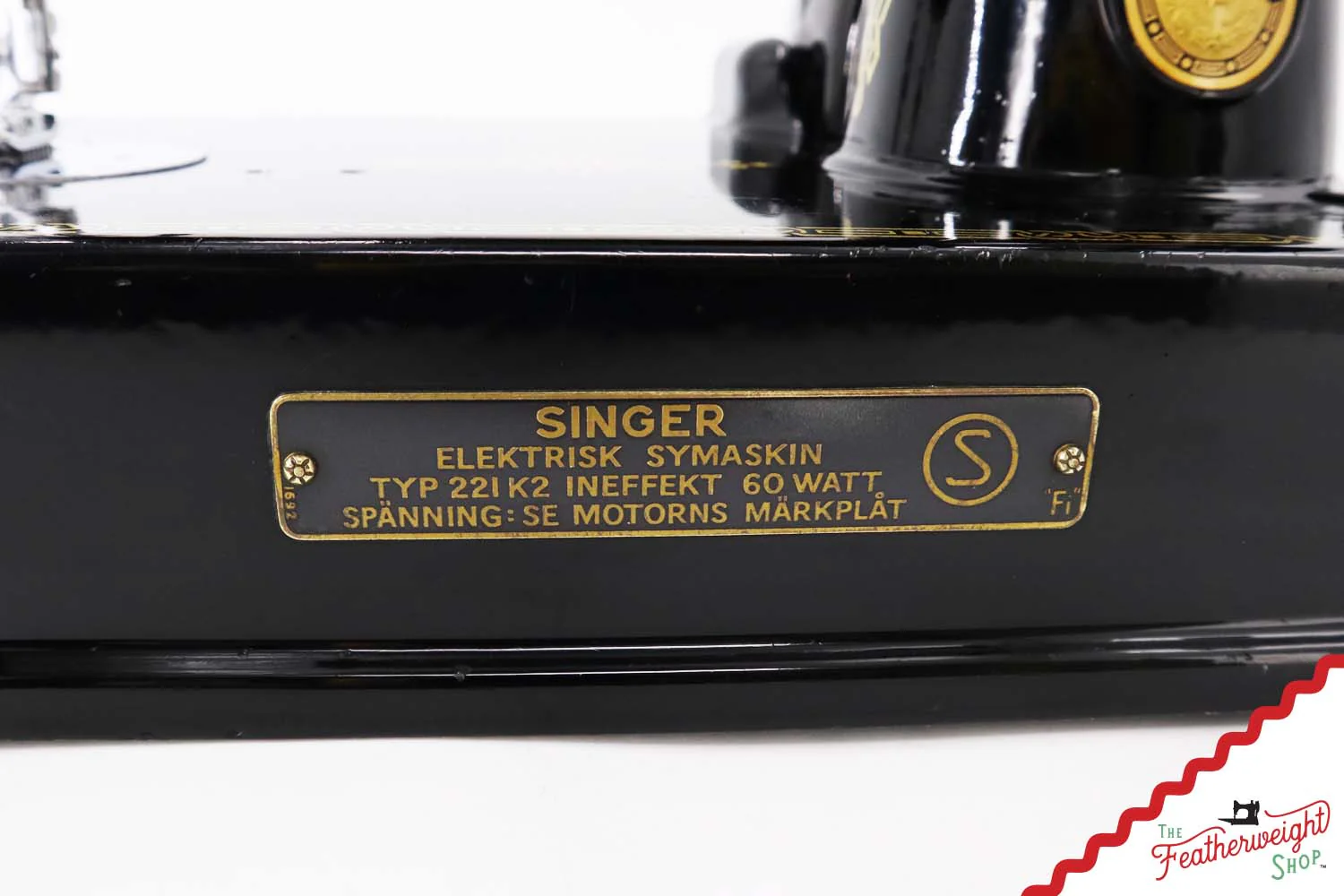 Singer Featherweight Swedish 221K Sewing Machine, EH2399** - Image 6