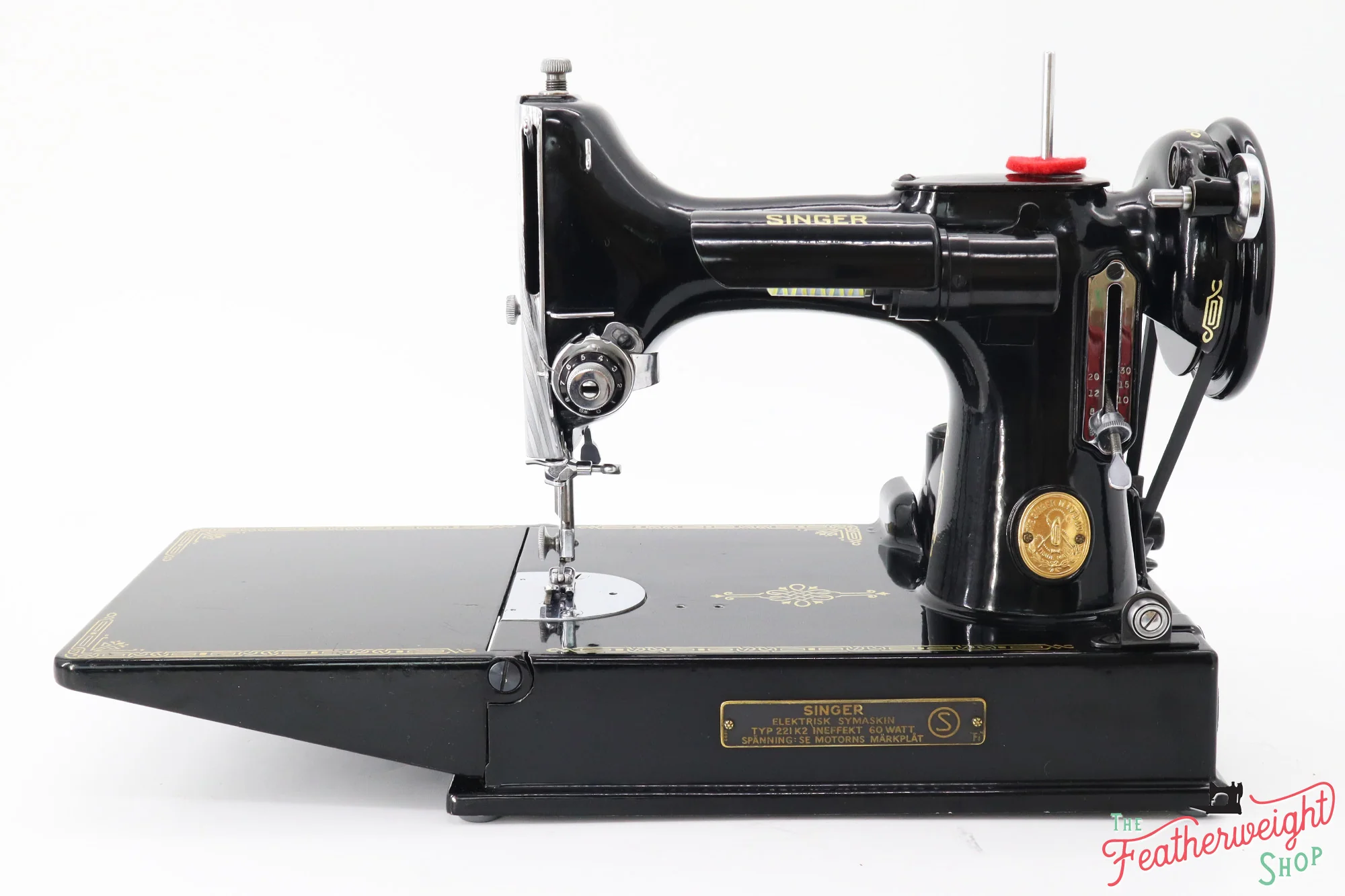 Singer Featherweight Swedish 221K Sewing Machine, EH371*** - Image 5
