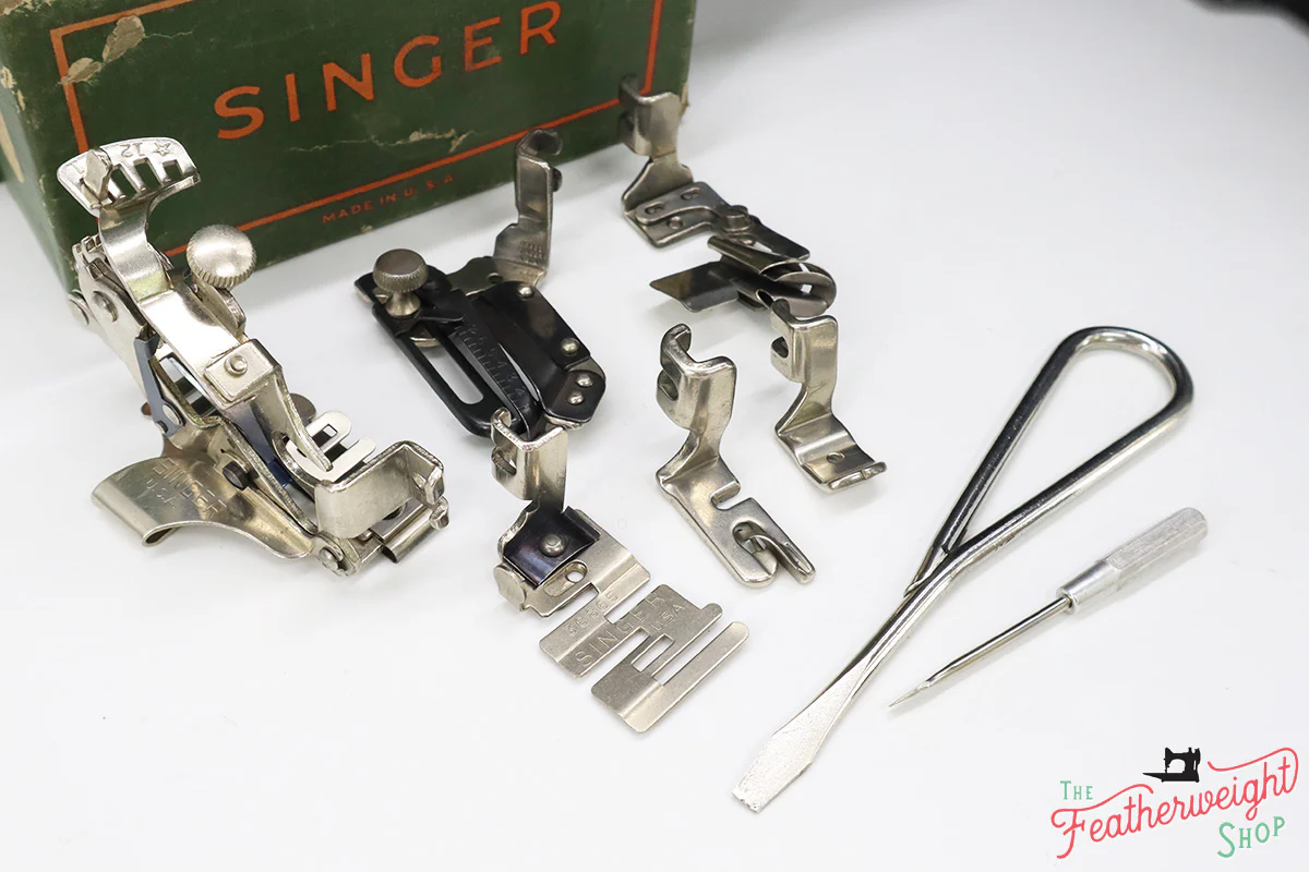 Singer Featherweight Top Decal 221 Sewing Machine, AF385*** - SCARCE - Image 20