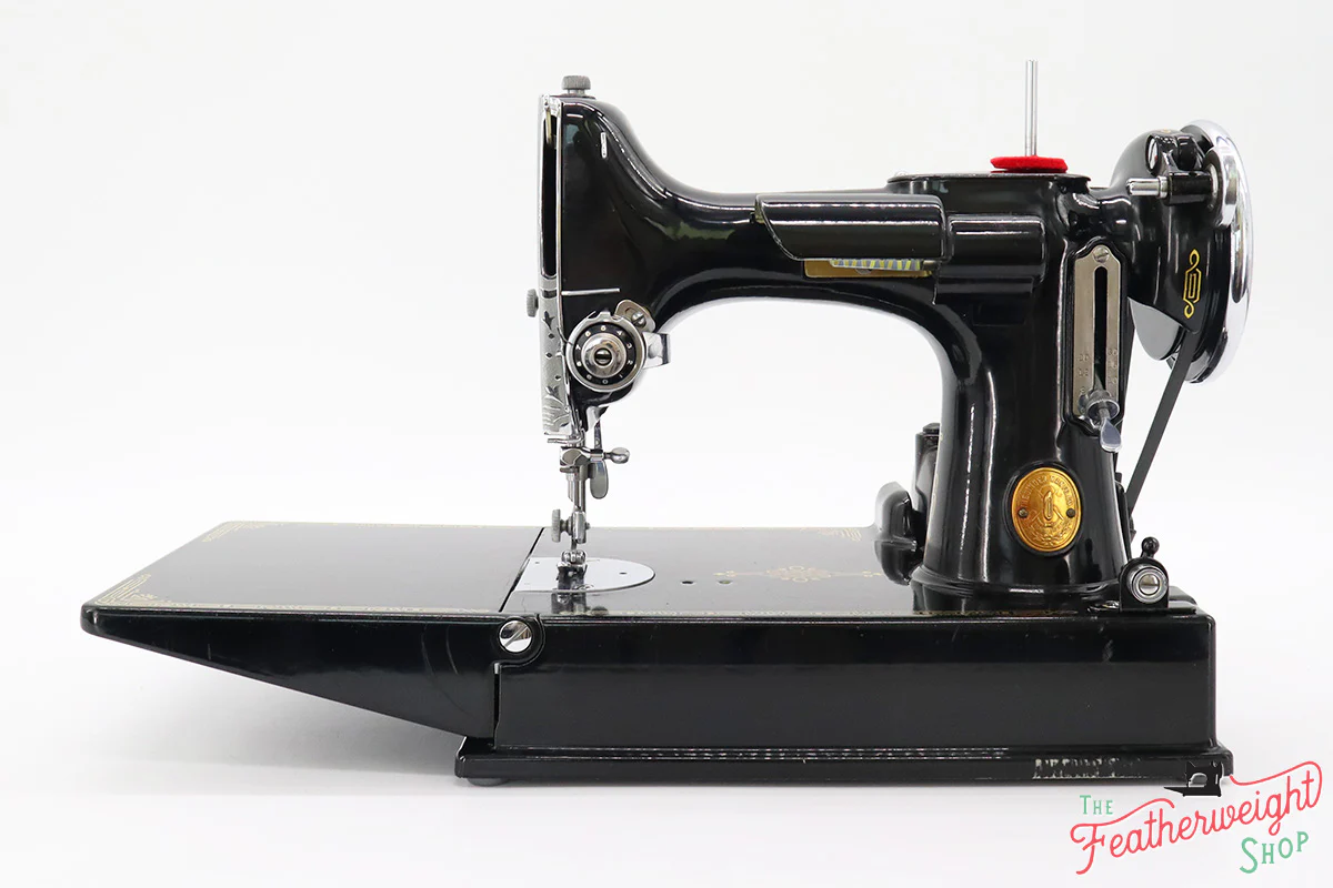 Singer Featherweight Top Decal 221 Sewing Machine, AF385*** - SCARCE - Image 3