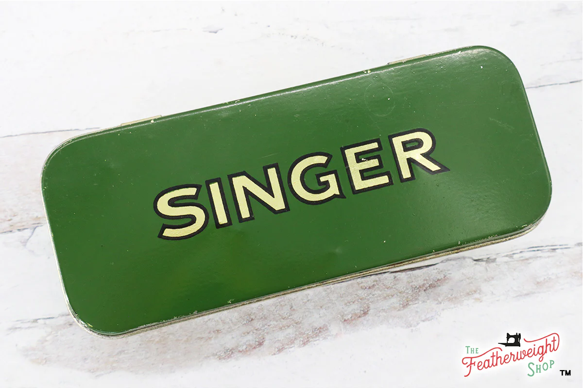 Singer Metal Attachments Tin - RARE Singer (Vintage Original) - Image 6
