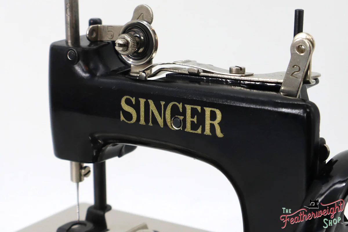 Singer Sewhandy Model 20-10 - Black, September 2024, Faire - Image 10