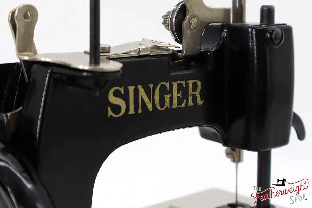 Singer Sewhandy Model 20-10 - Black, September 2024, Faire - Image 9