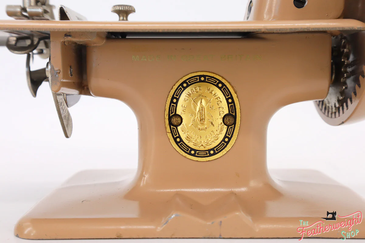 Singer Sewhandy Model 20 - Beige - Complete Case Set - Image 6