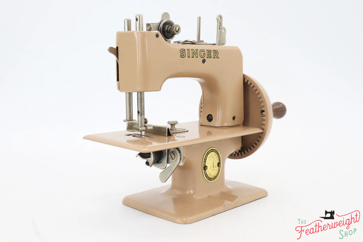 Singer Sewhandy Model 20 - Beige - Complete Case Set - Image 7