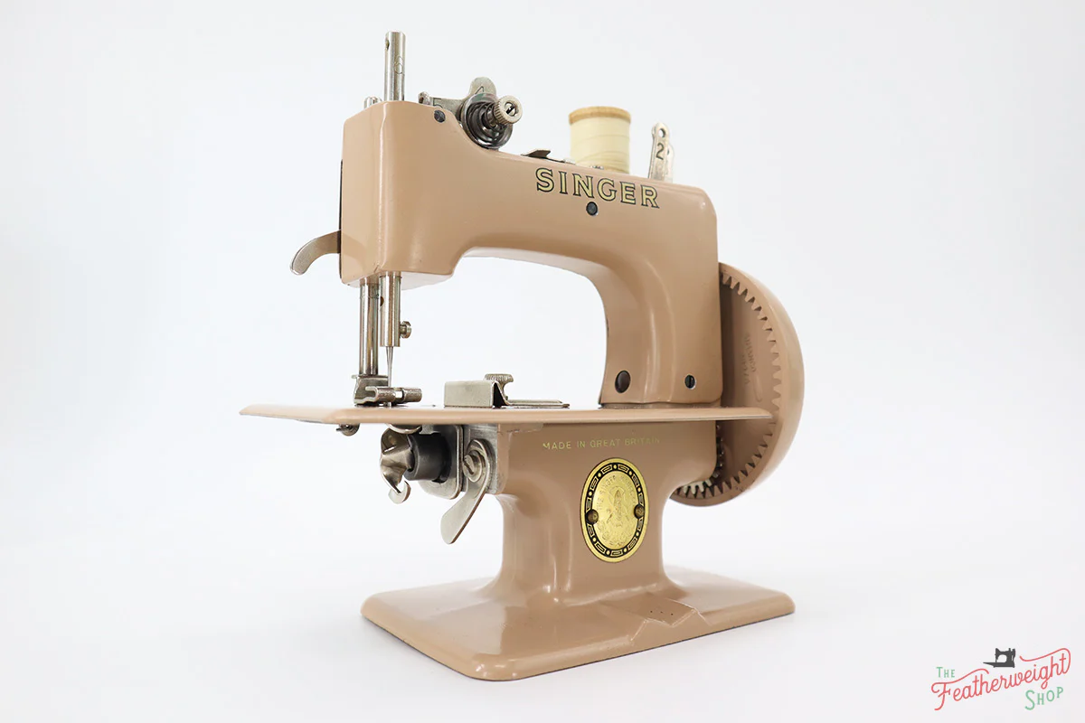 Singer Sewhandy Model 20 - Beige - Complete Set - Image 3