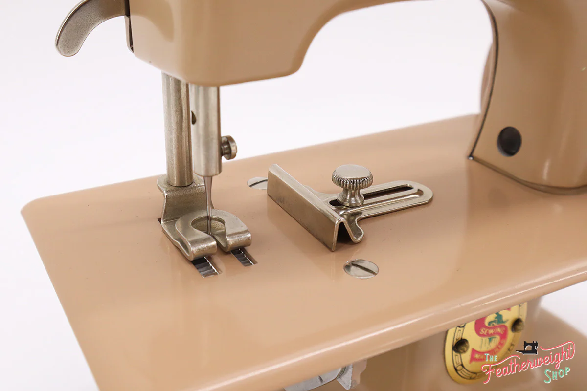 Singer Sewhandy Model 20 - Beige - Complete Set, Dec. 2020 - Image 12