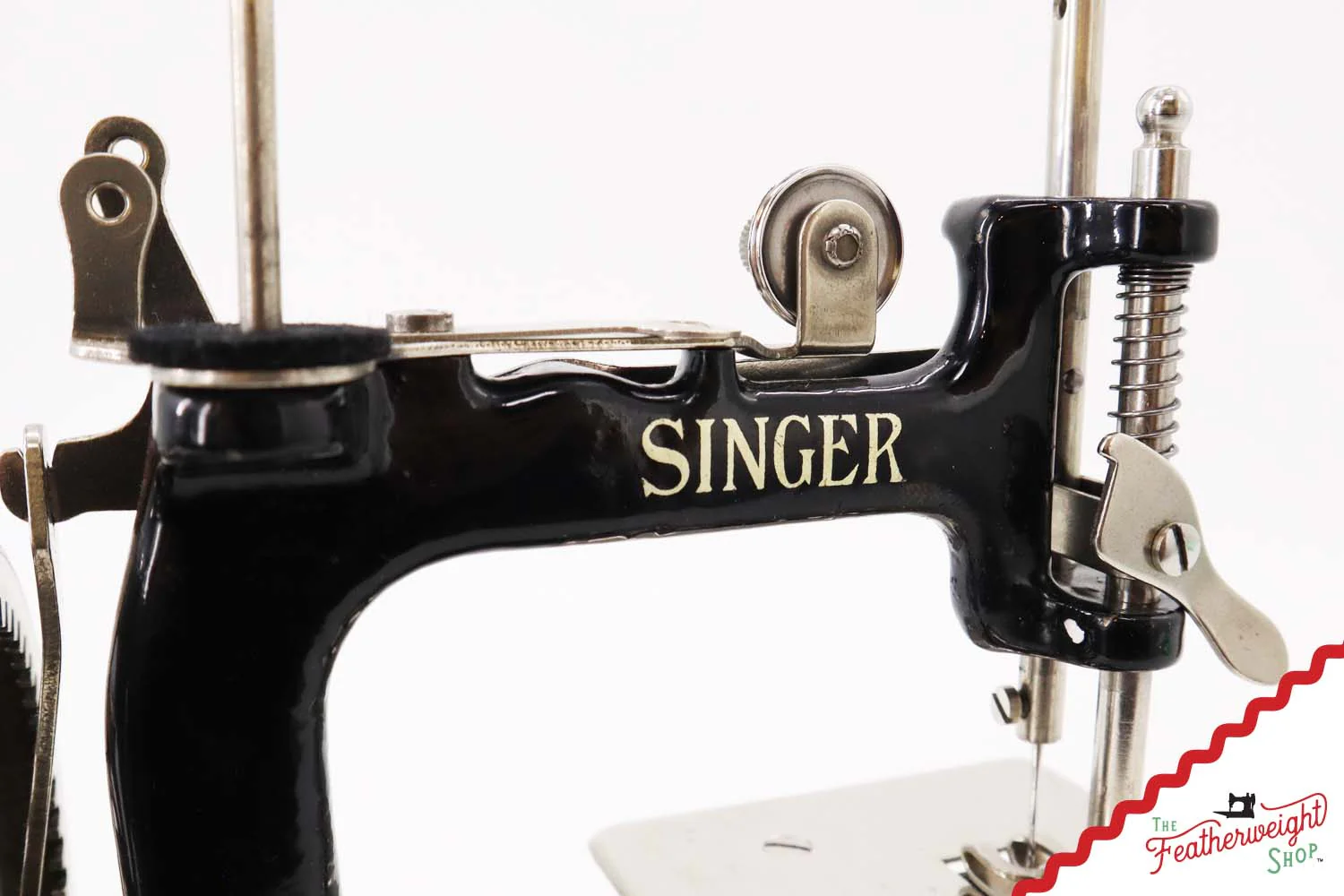 Singer Sewhandy Model 20, Black 8-Spoke - Holiday Faire 2025 - Image 12