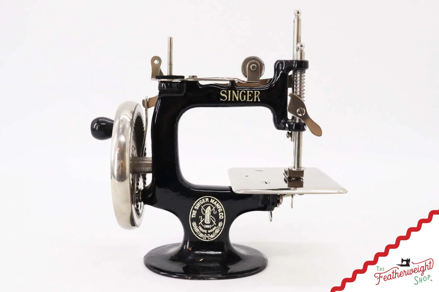 Singer Sewhandy Model 20, Black 8-Spoke - Holiday Faire 2025 - Image 6