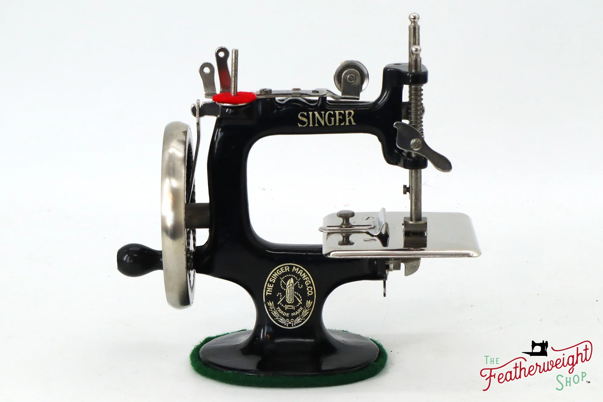 Singer Sewhandy Model 20, Black - Holiday Faire, 2024 - Image 6