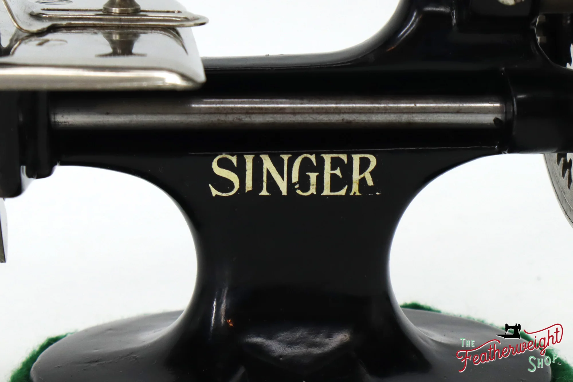 Singer Sewhandy Model 20, Black - Holiday Faire, 2024 - Image 8
