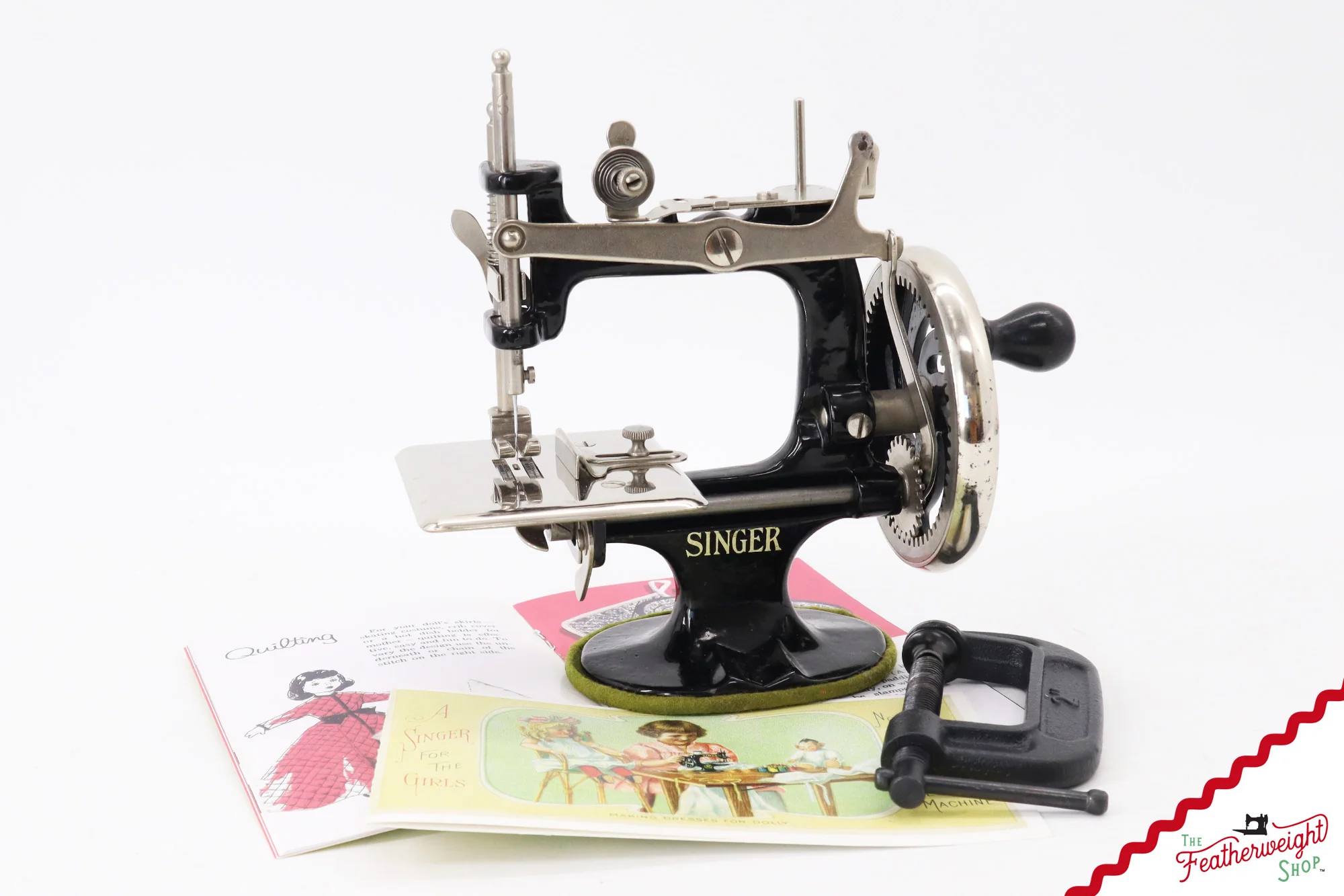 Singer Sewhandy Model 20, Black - September 2025, Faire - Image 2