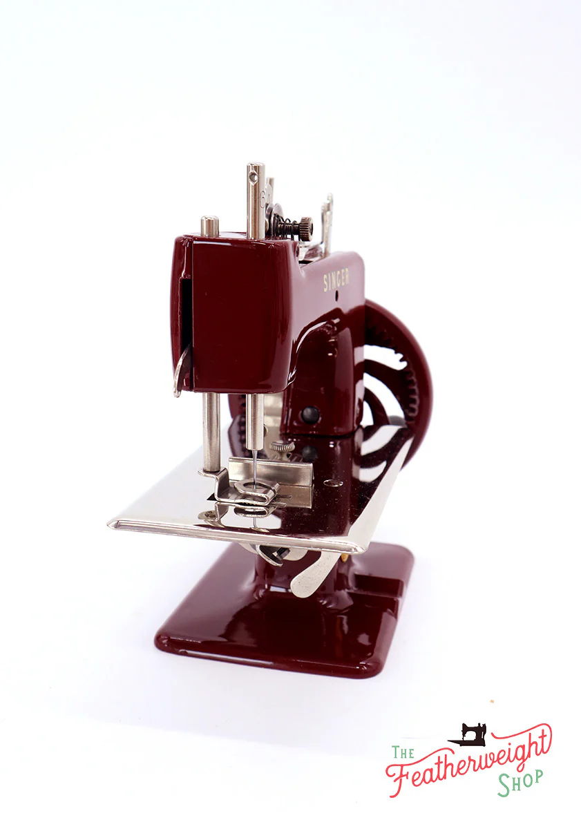 Singer Sewhandy Model 20 - Fully Restored in Brandywine - Image 5