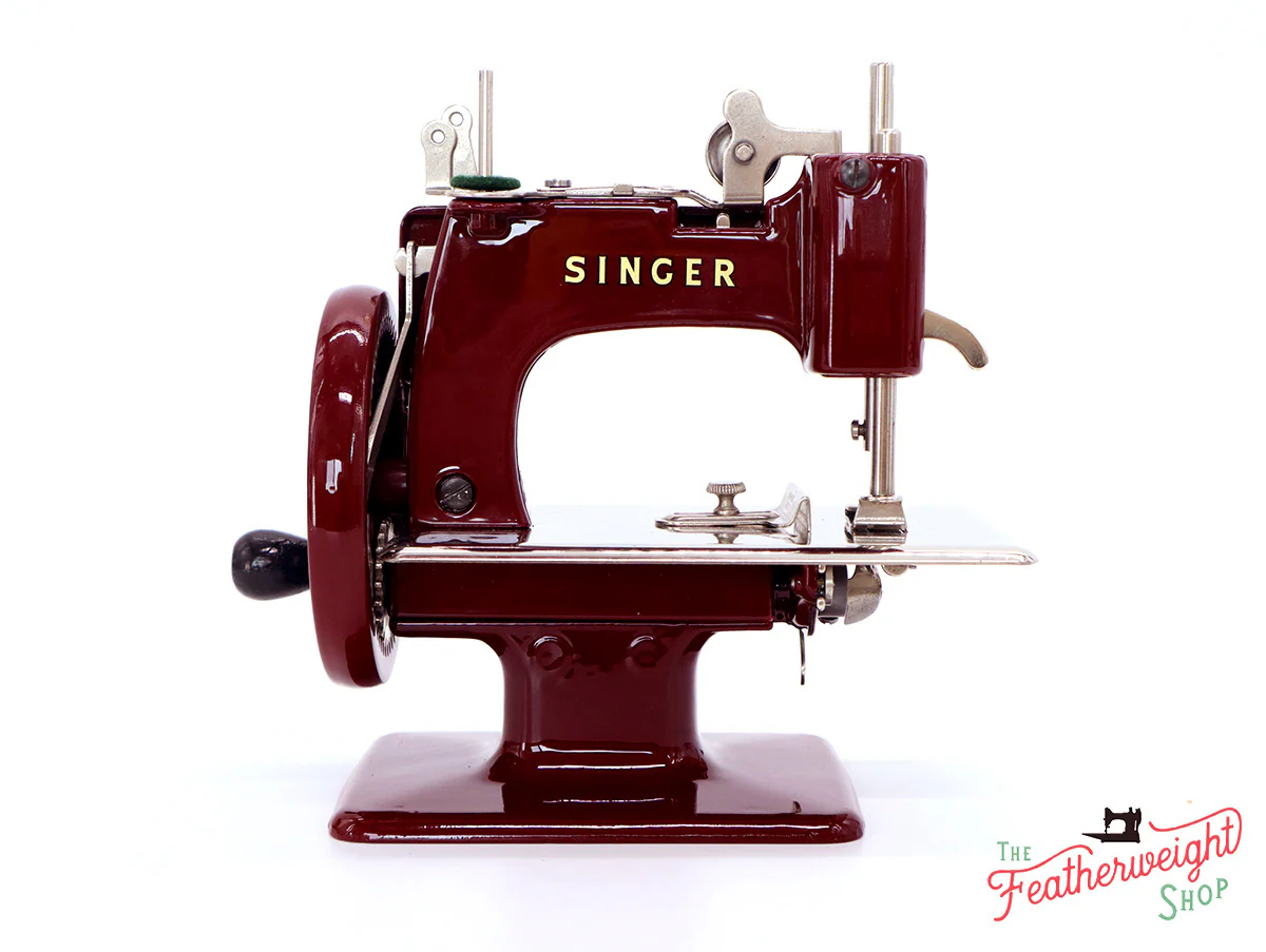 Singer Sewhandy Model 20 - Fully Restored in Brandywine - Image 7