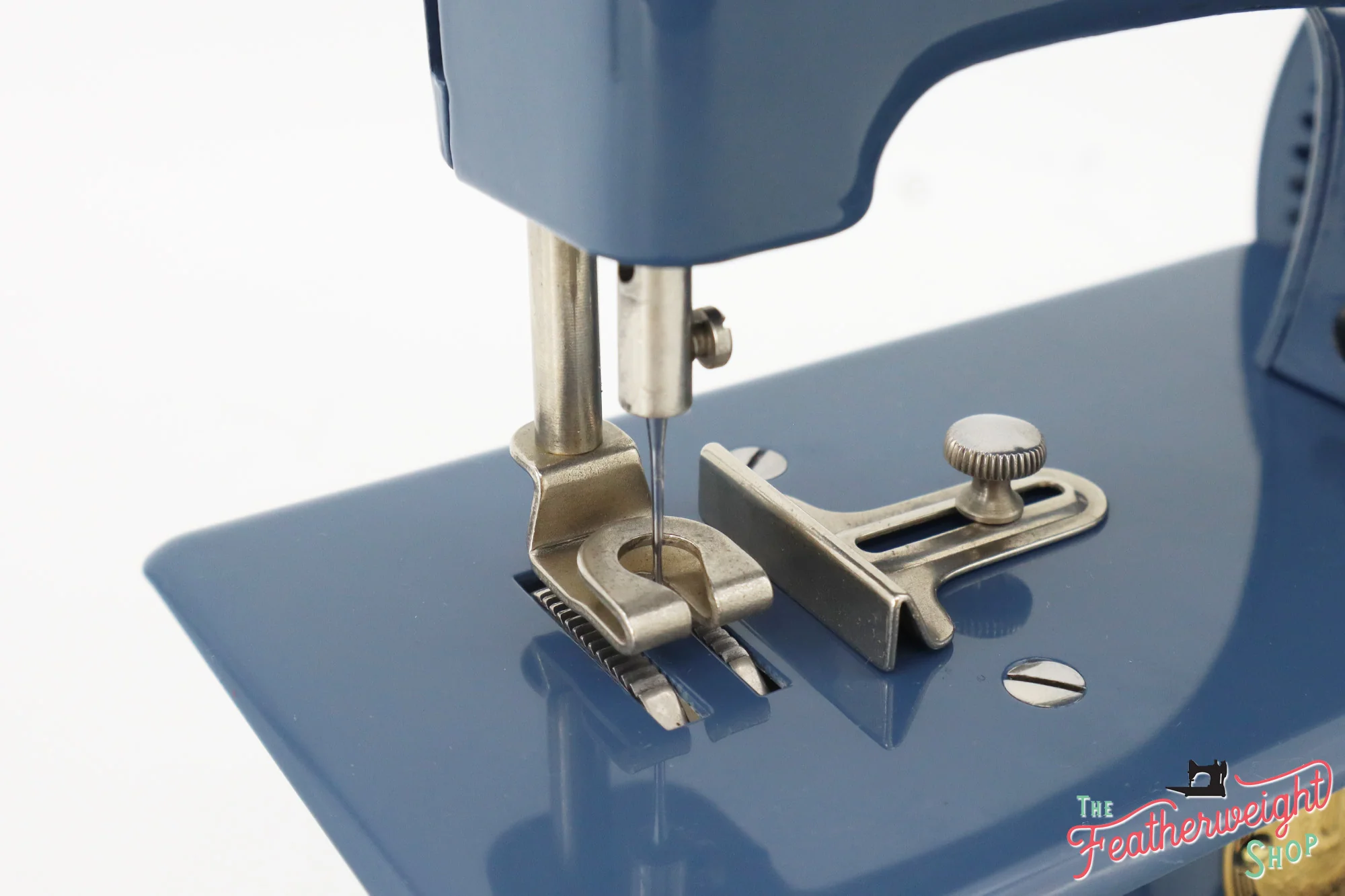 Singer Sewhandy Model 20 - Fully Restored in Denim - Image 10