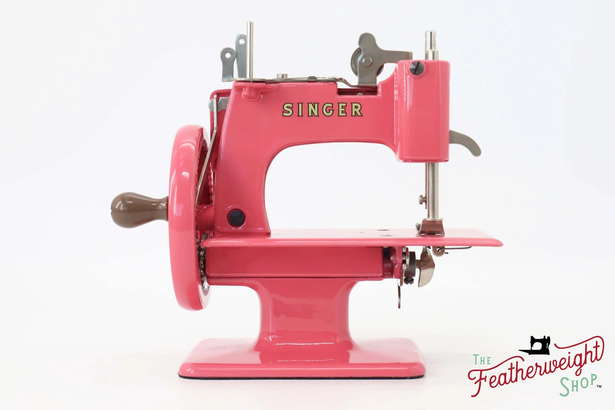 Singer Sewhandy Model 20 - Fully Restored in Happy Pink Grapefruit - Image 6