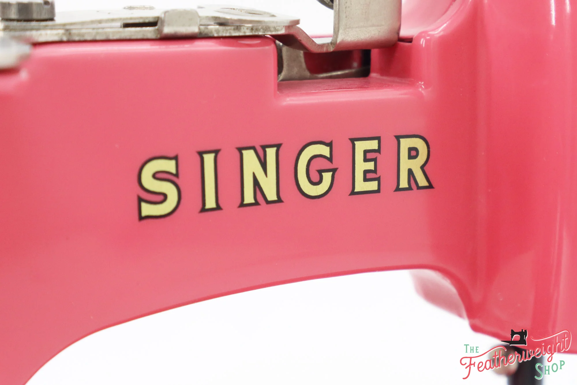 Singer Sewhandy Model 20 - Fully Restored in 'Happy Pink Grapefruit' - Complete Set - Image 7