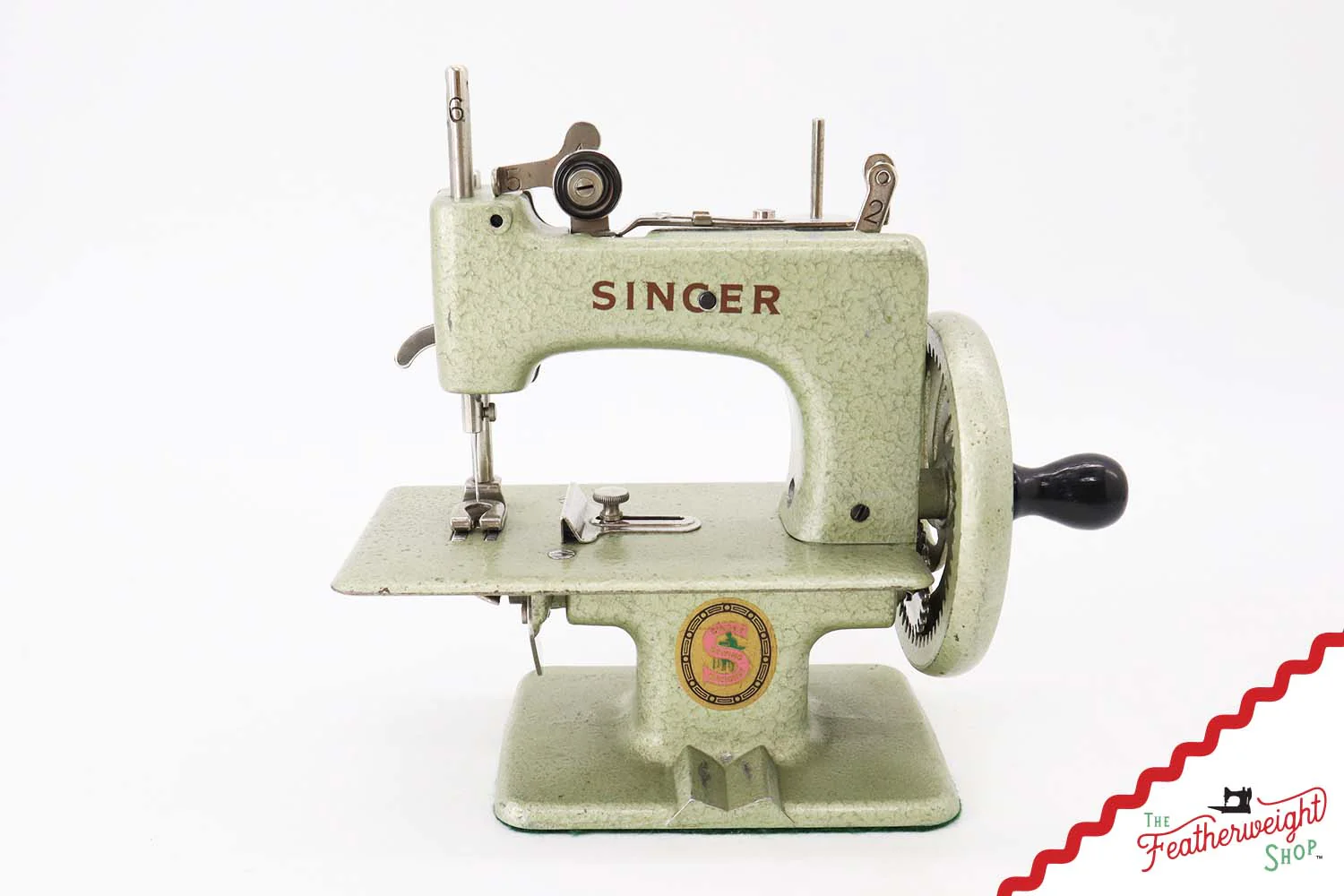 Singer Sewhandy Model 20, Hammered Green - October 2025, Faire - Image 3