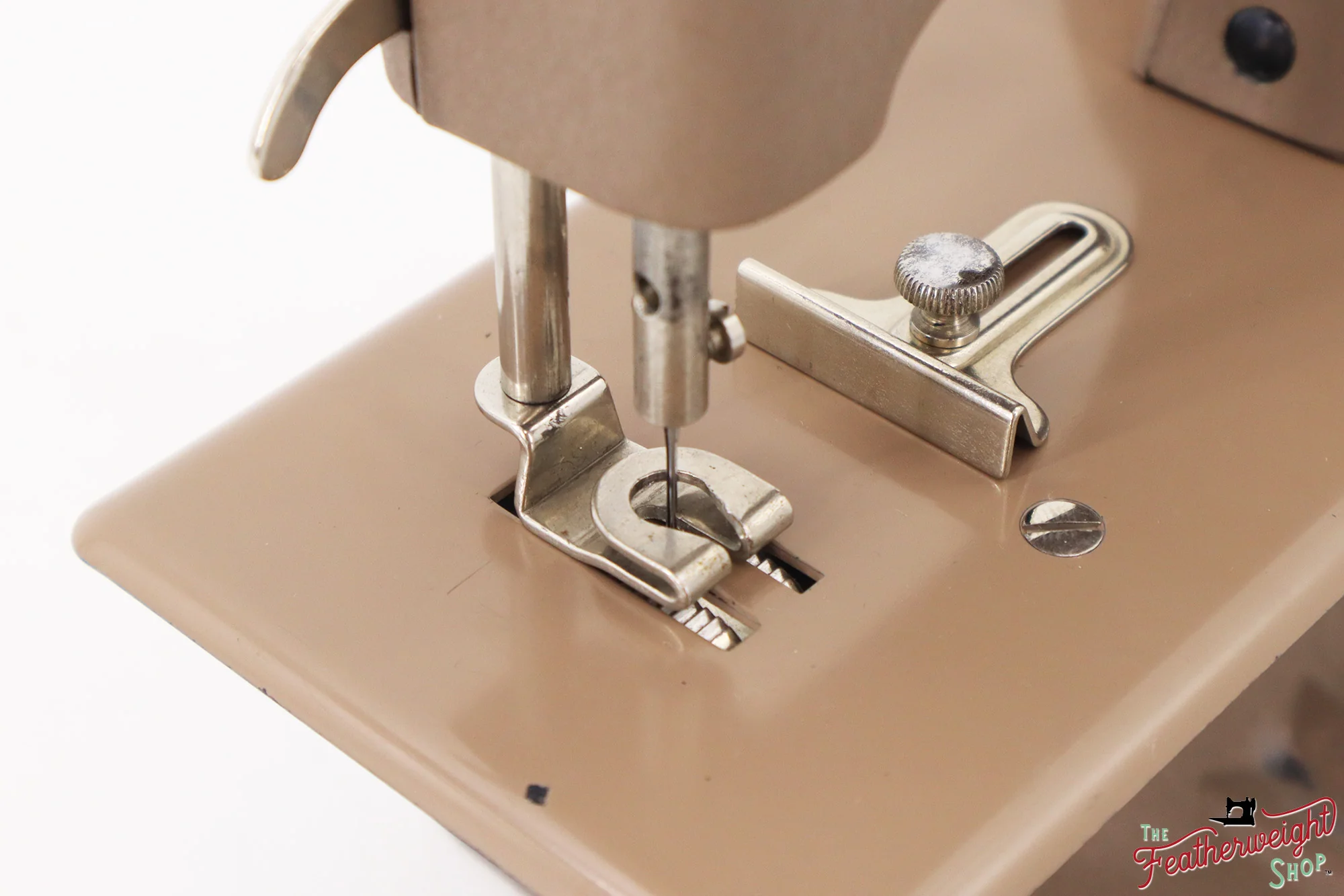 Singer Sewhandy Model 20 - Wrinkle / Warm Taupe, Complete Set! - Image 12