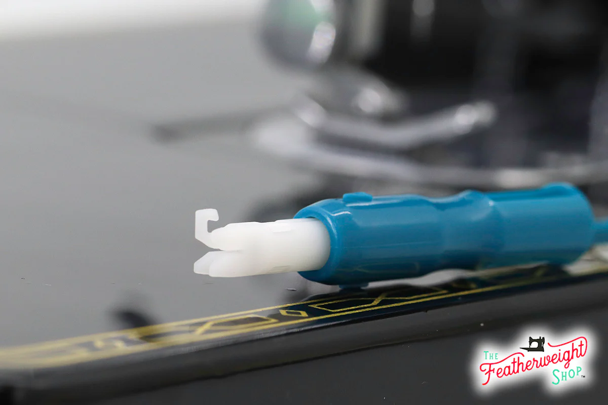 Needle Threader, SUPER EASY Machine Needle Inserter & Threader - Image 3