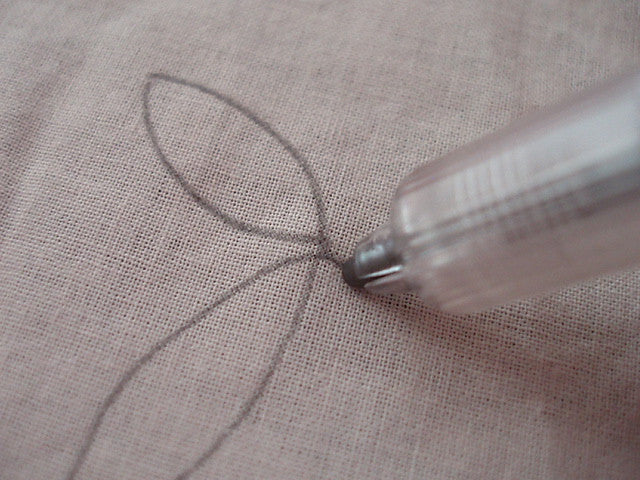 Two Thread Embroidery Attachment, Singer (Vintage Original) - Image 15