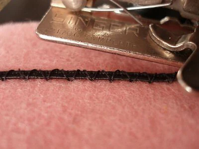 ZigZag Adjustable Attachment, Singer Featherweight (Vintage Original) - Image 8